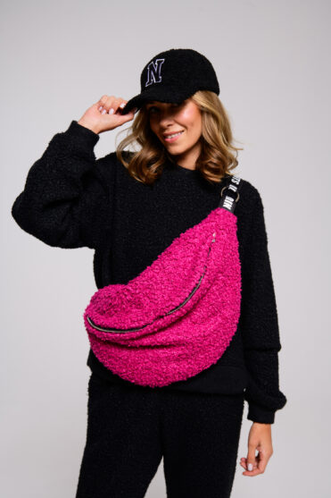 Pluszowa czapka z daszkiem