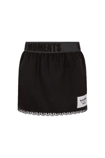 Czarna spódnica mini