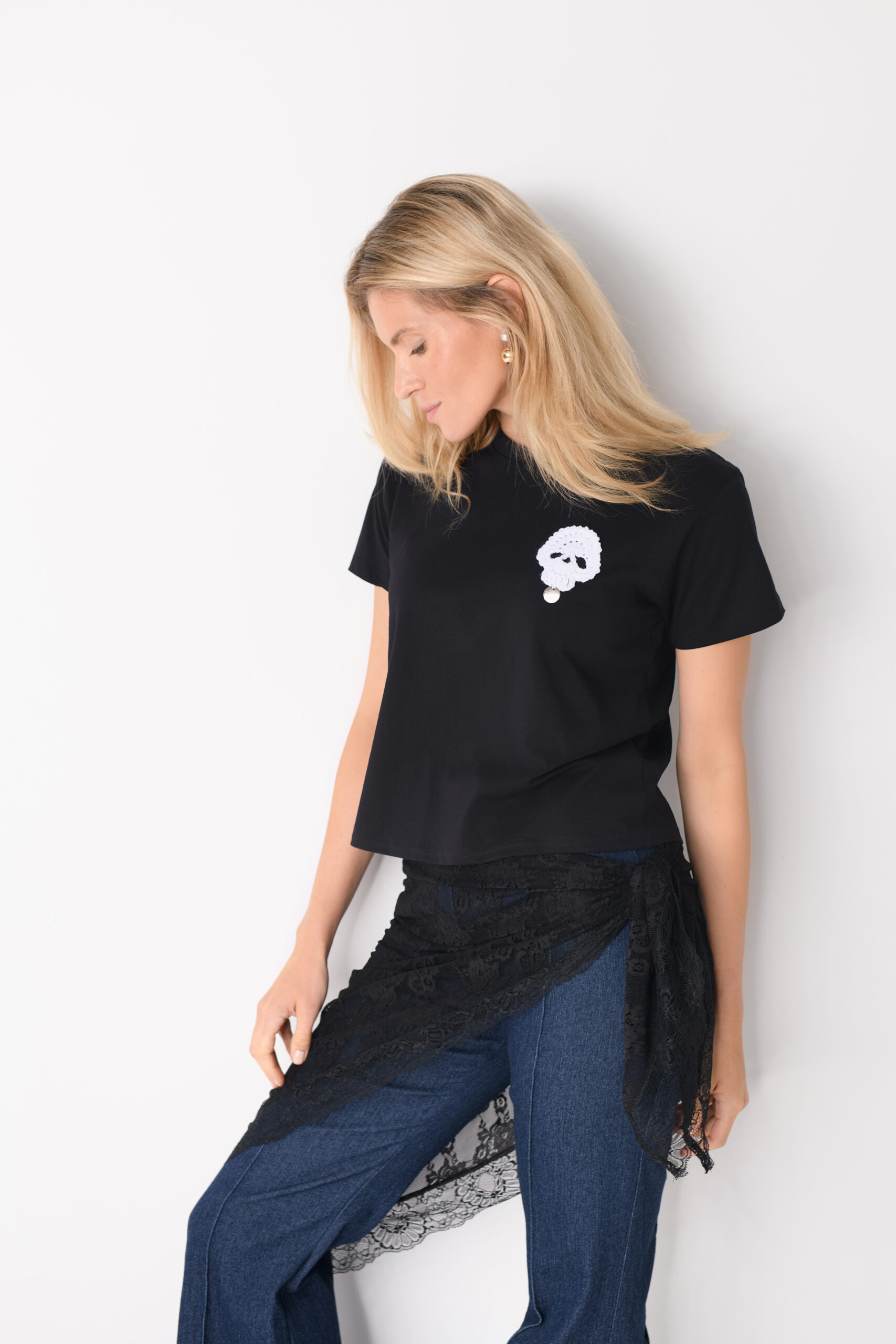 Czarny t-shirt halloween damski