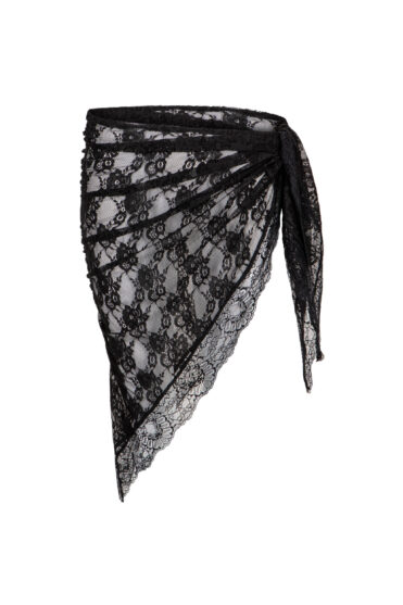 Czarna koronkowa chusta na biodra