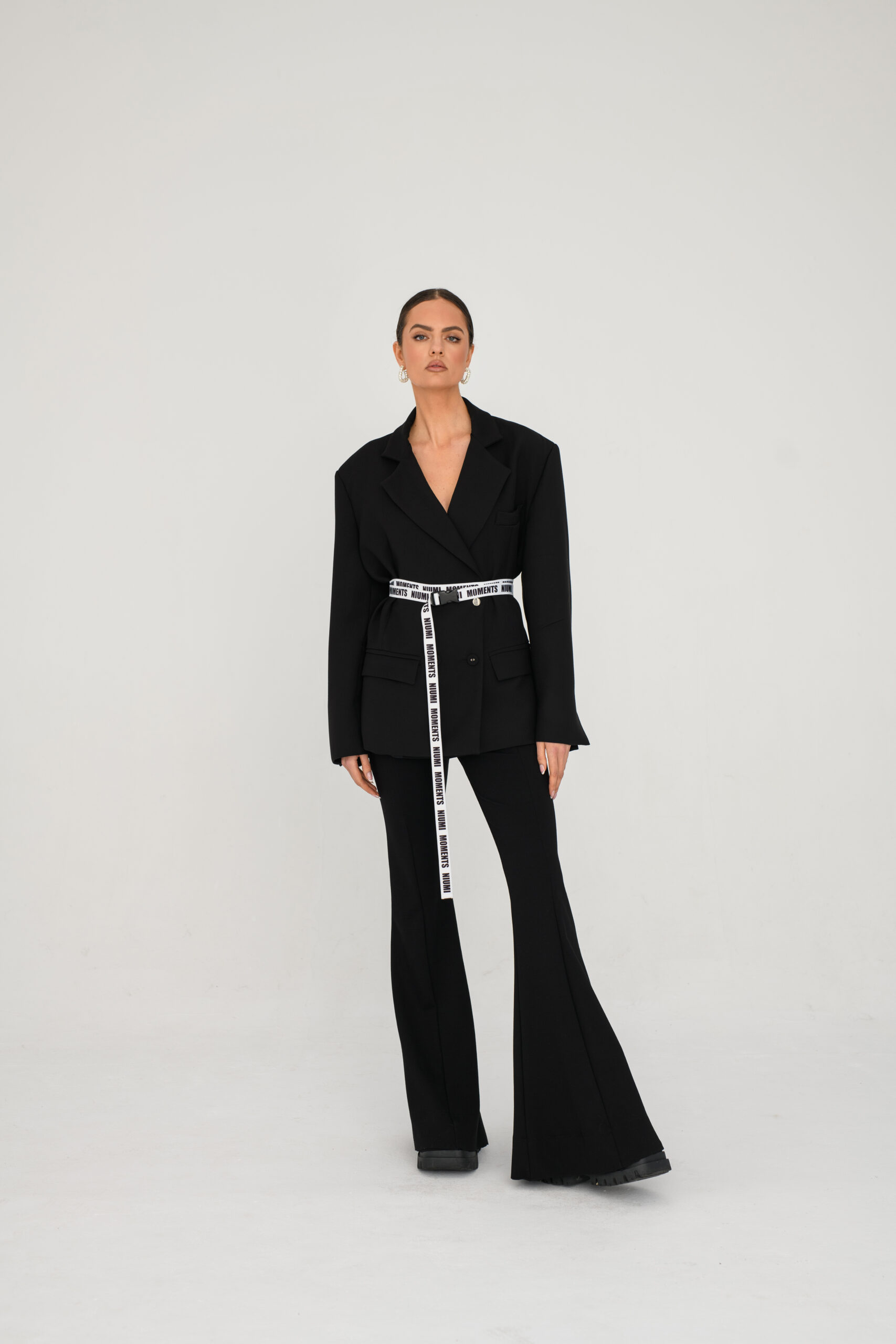 Pasek czarno-biały damski