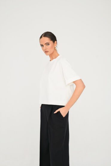 Krótki t-shirt oversize ecru