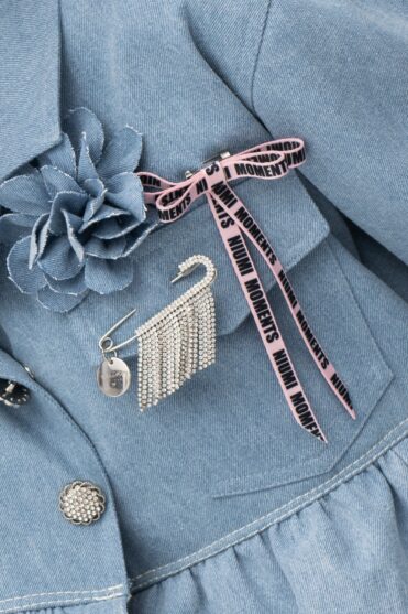 Zestaw broszek na wiosnę