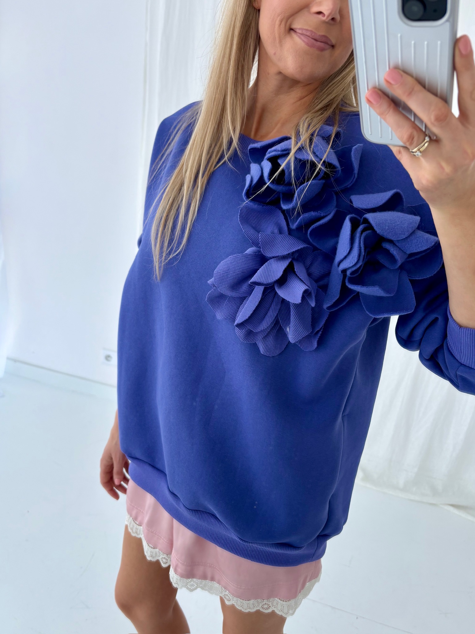 Fioletowa bluza damska na wiosnę