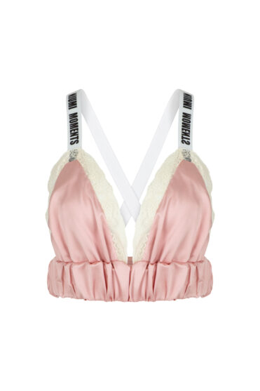 Satynowy top w różowym odcieniu