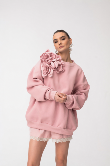 Bluza damska różowa z ozdobnym kwiatem