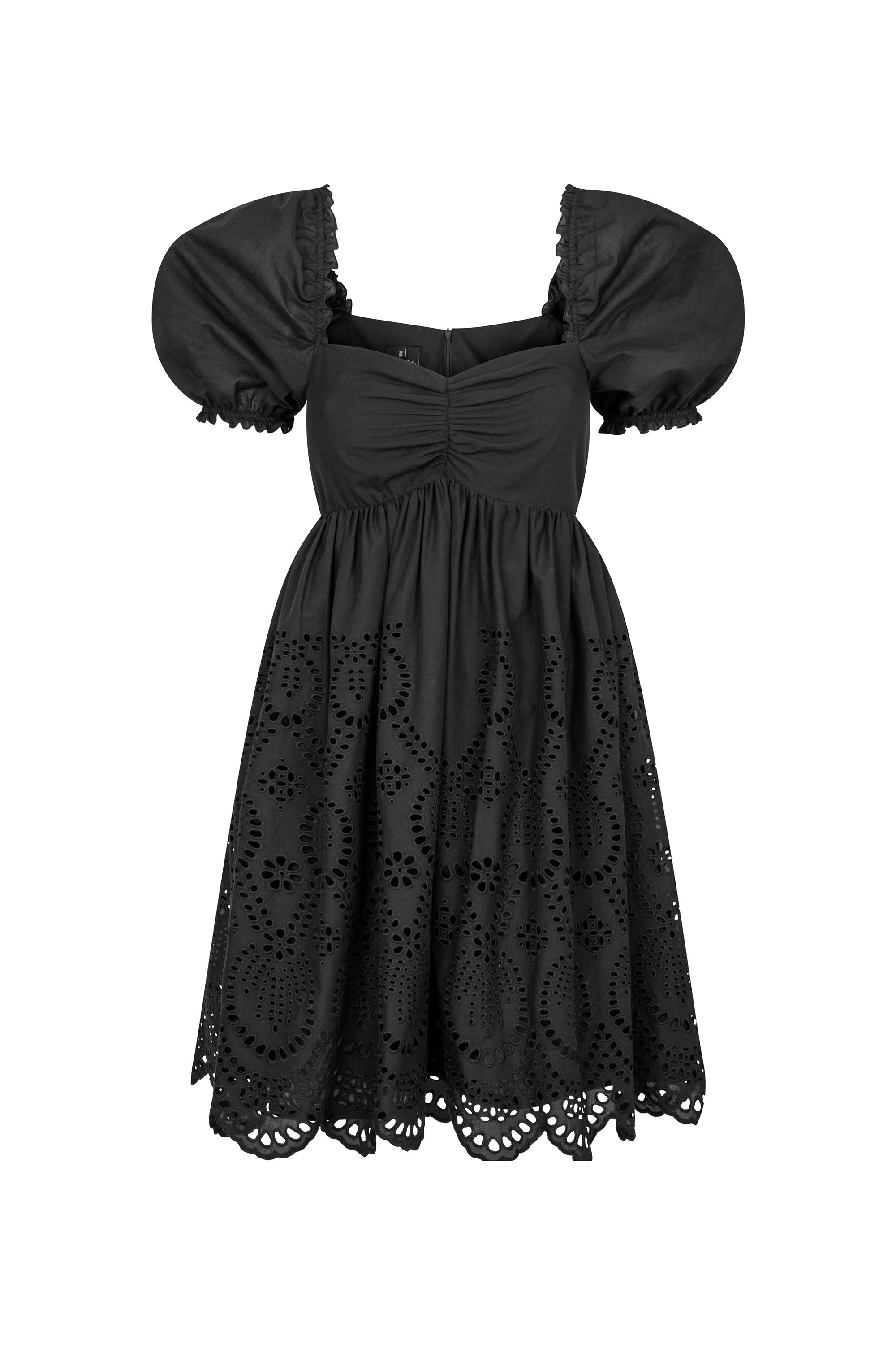 Mała czarna z haftem krótka sukienka na lato
